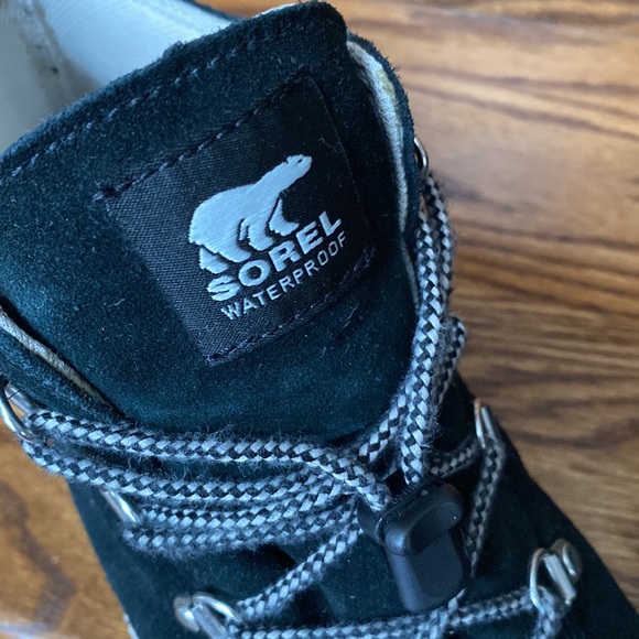 SOREL Womens shoes size 7 - Picture 3 of 4